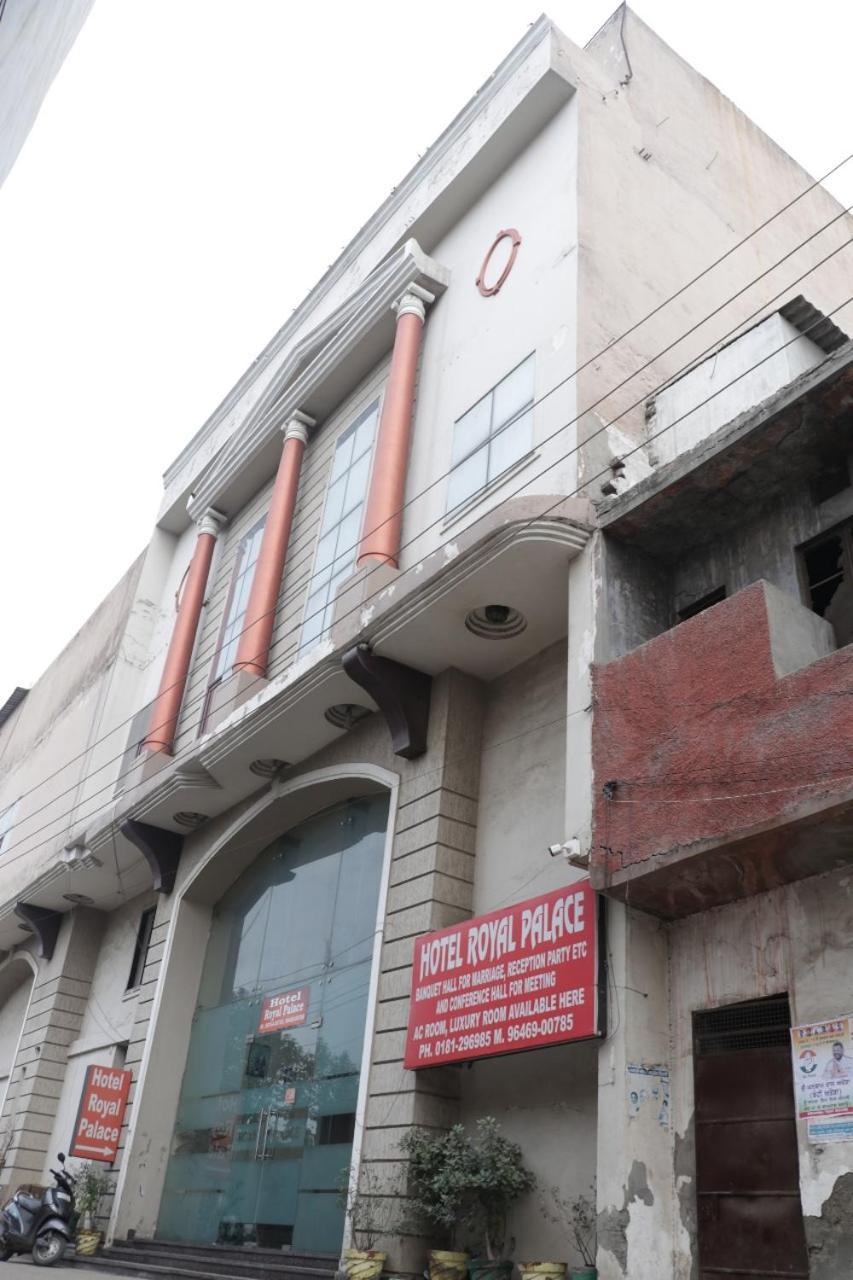 Hotel Royal Palace Jalandhar Eksteriør bilde