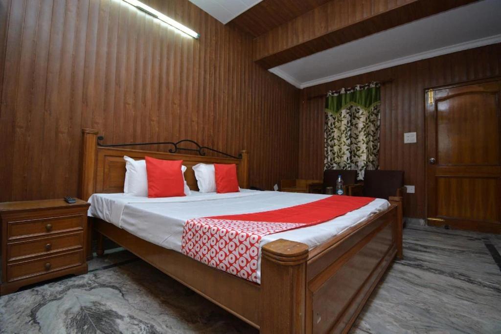 Hotel Royal Palace Jalandhar Eksteriør bilde